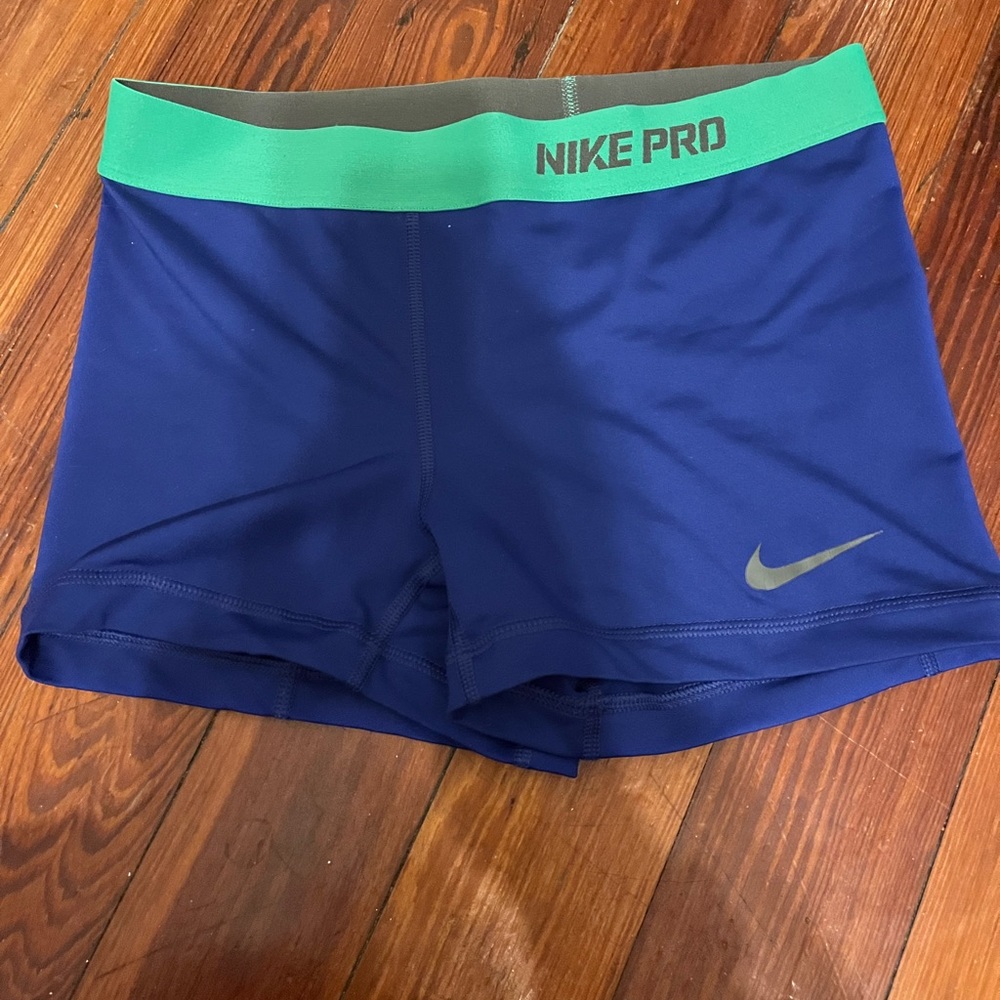 Women's Nike pro shorts